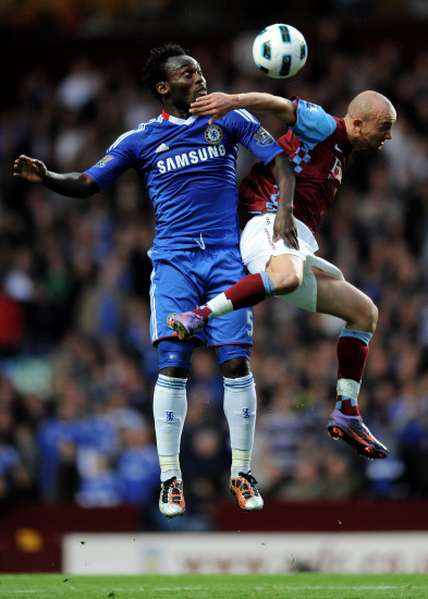 与中锋形成 与中锋形成